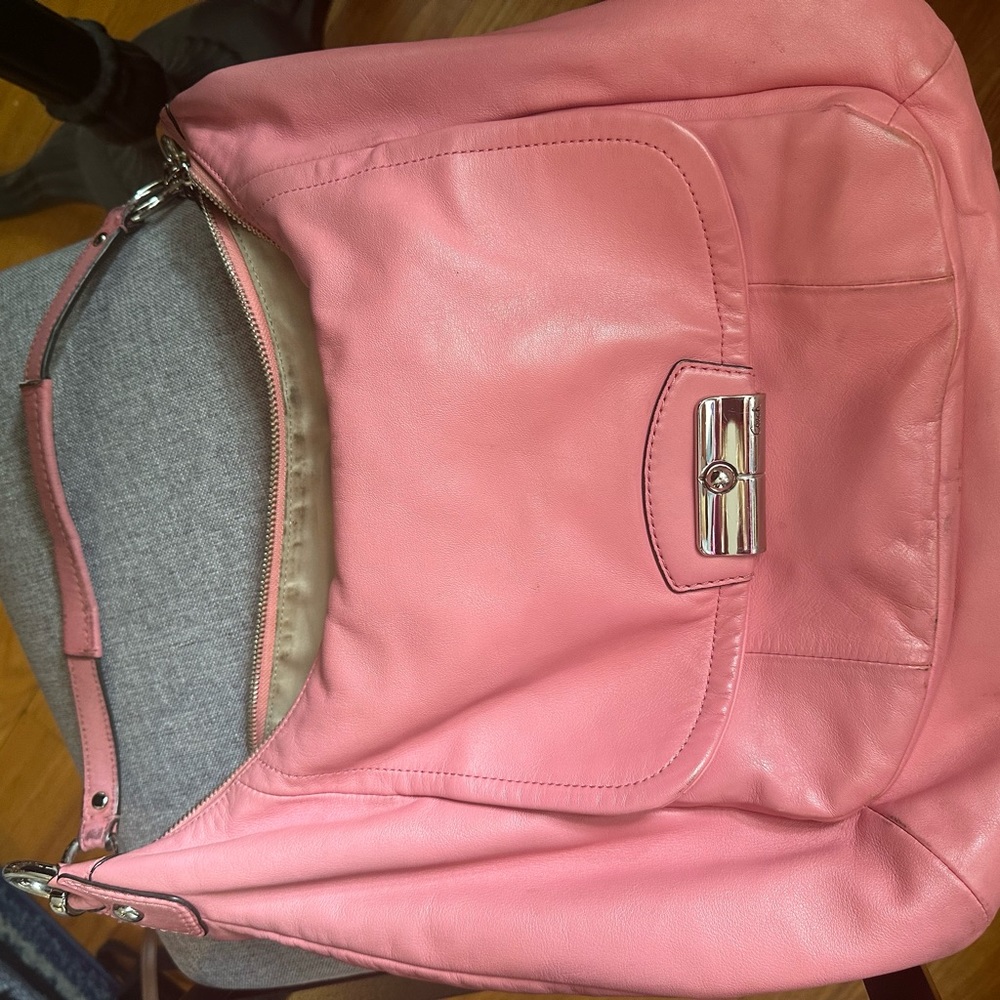 Coach pink purse. Good condition
